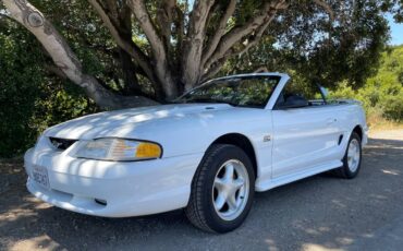 Ford-Mustang-gt-convertible-1995-white-1