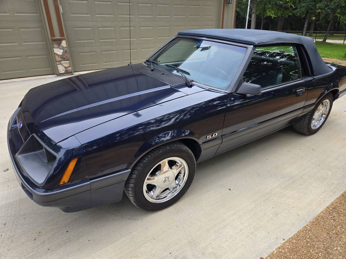 Ford-Mustang-lx-1985-blue-16