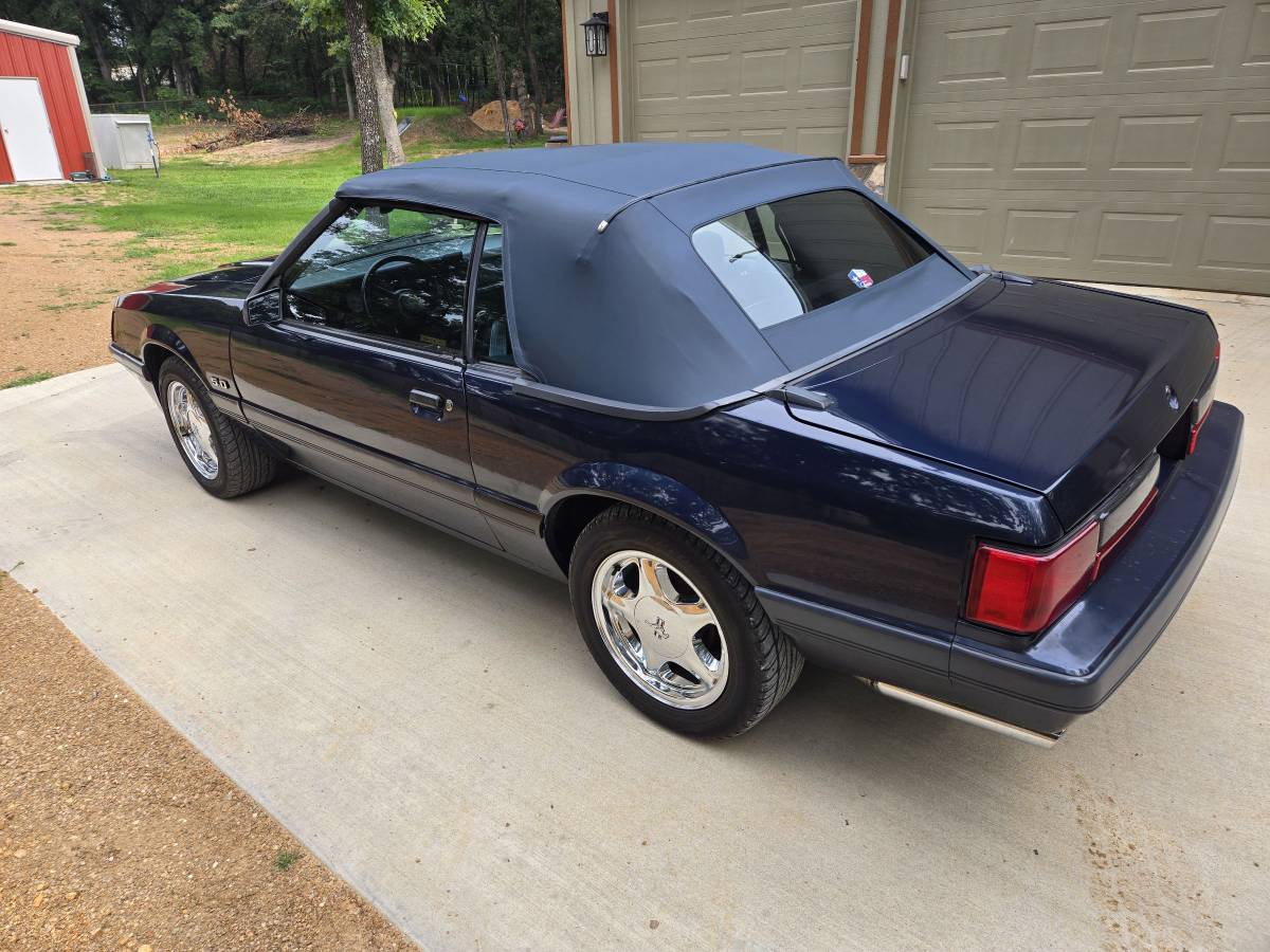 Ford-Mustang-lx-1985-blue-3