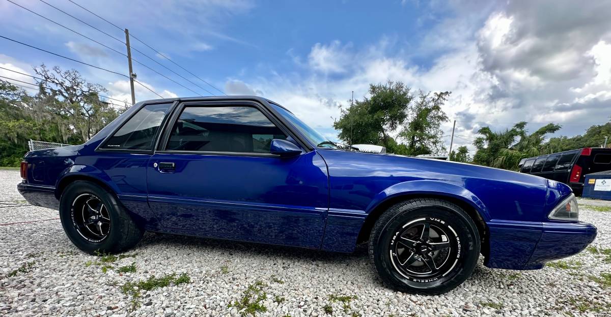 Ford-Mustang-lx-1992-blue-1