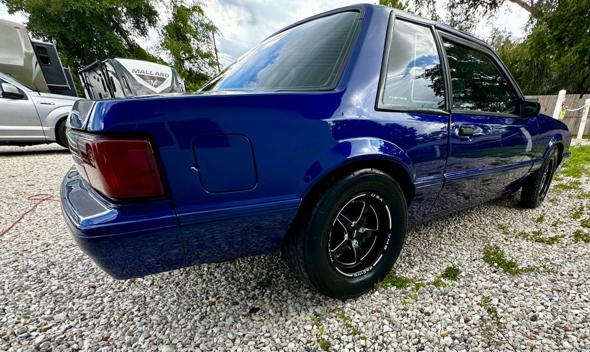 Ford-Mustang-lx-1992-blue-5