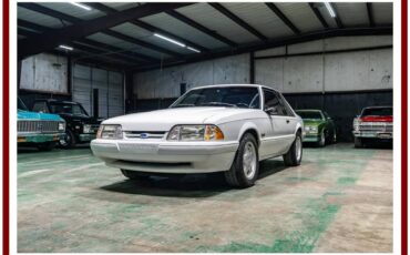 Ford-Mustang-lx-coupe-1990-white