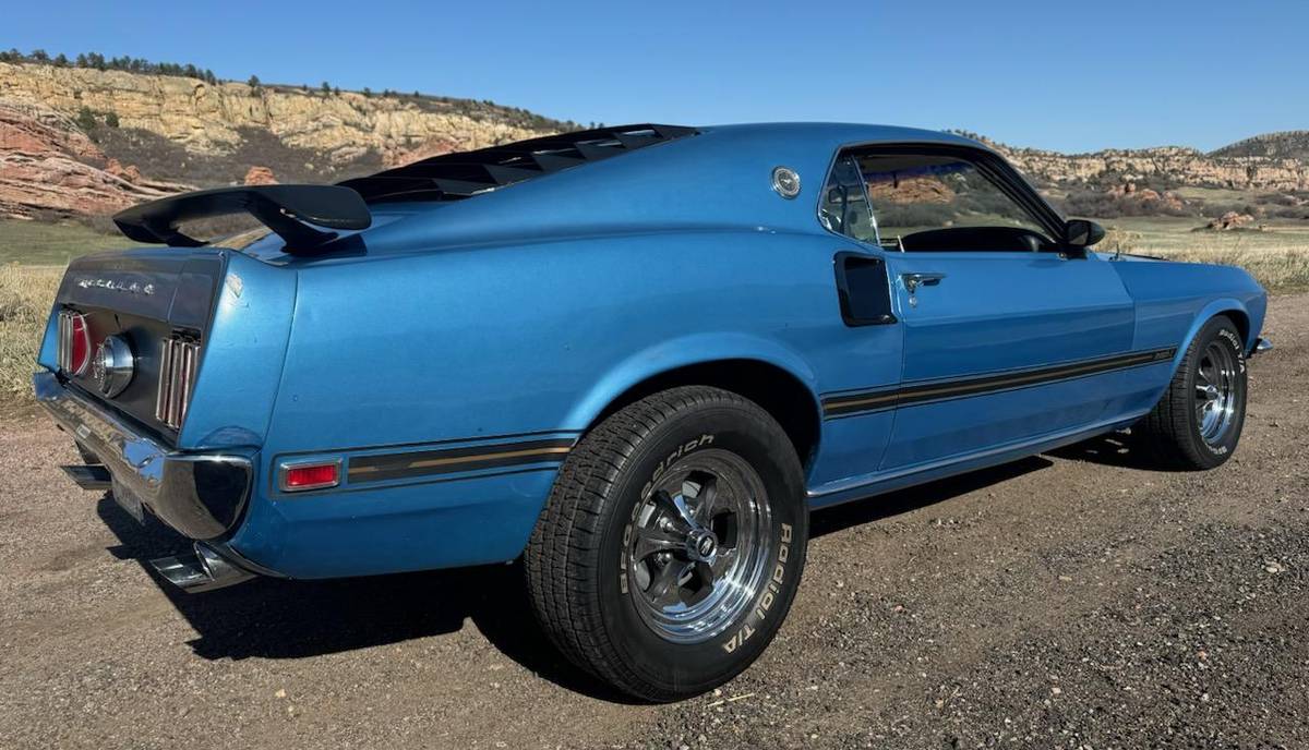 Ford-Mustang-mach-1-1969-blue-1