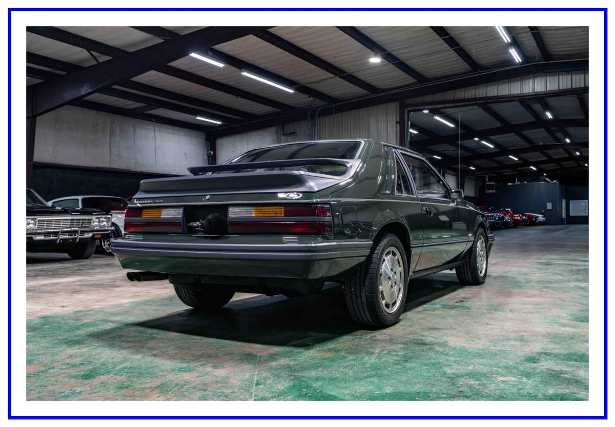 Ford-Mustang-svo-1985-1