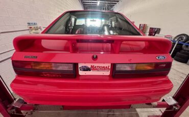 Ford-Mustang-svt-cobra-1993-15