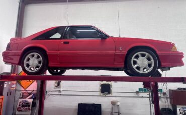 Ford-Mustang-svt-cobra-1993-4