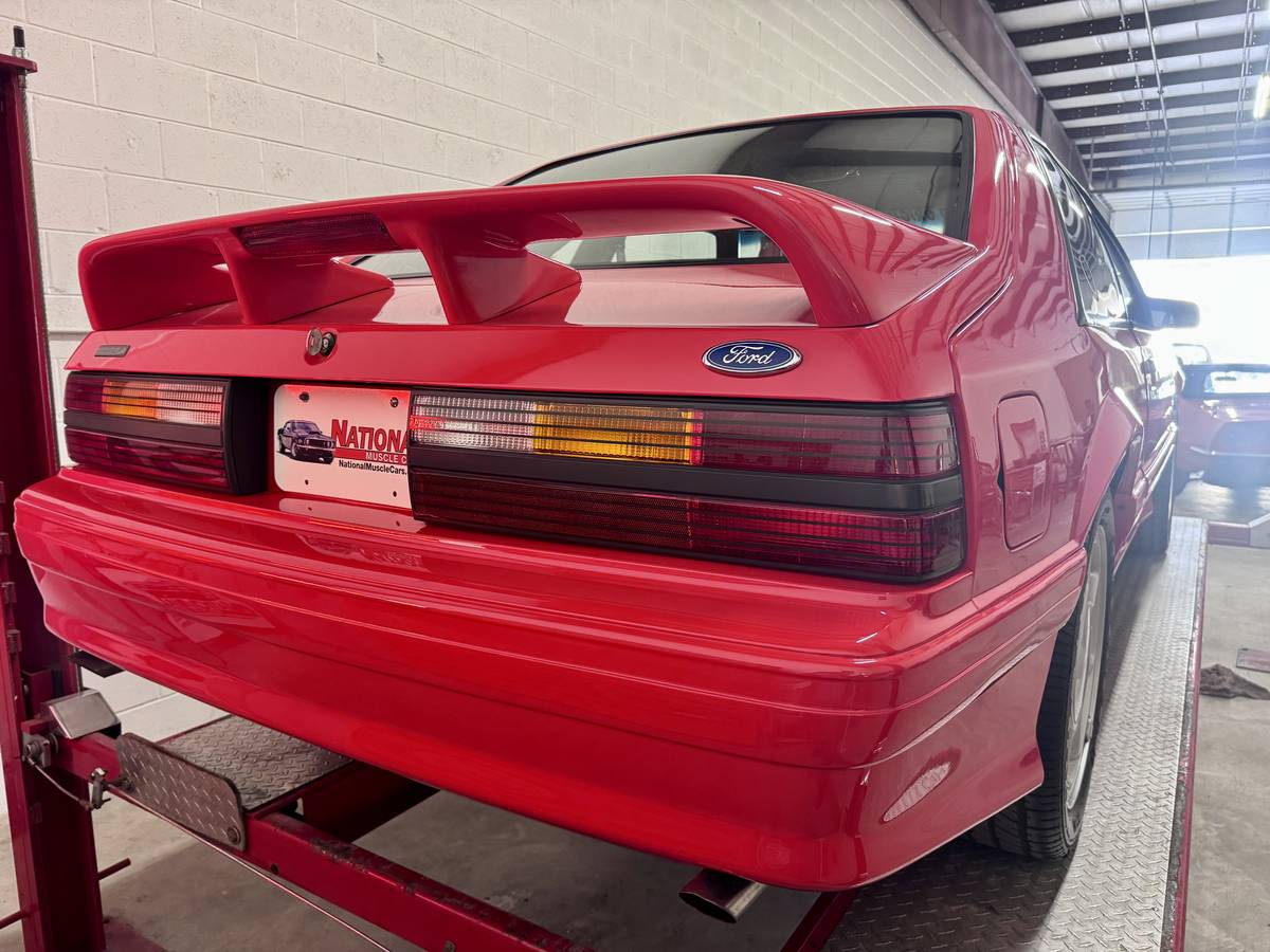 Ford Mustang svt cobra  1993