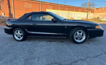 Ford-Mustang-svt-cobra-1995-black-1