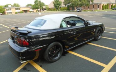 Ford-Mustang-svt-cobra-1995-black-1