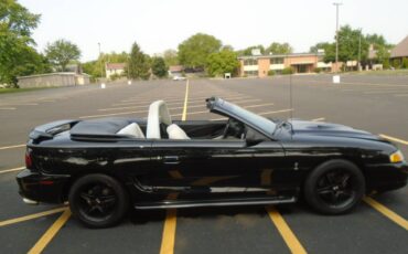 Ford-Mustang-svt-cobra-1995-black-16