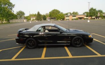 Ford-Mustang-svt-cobra-1995-black
