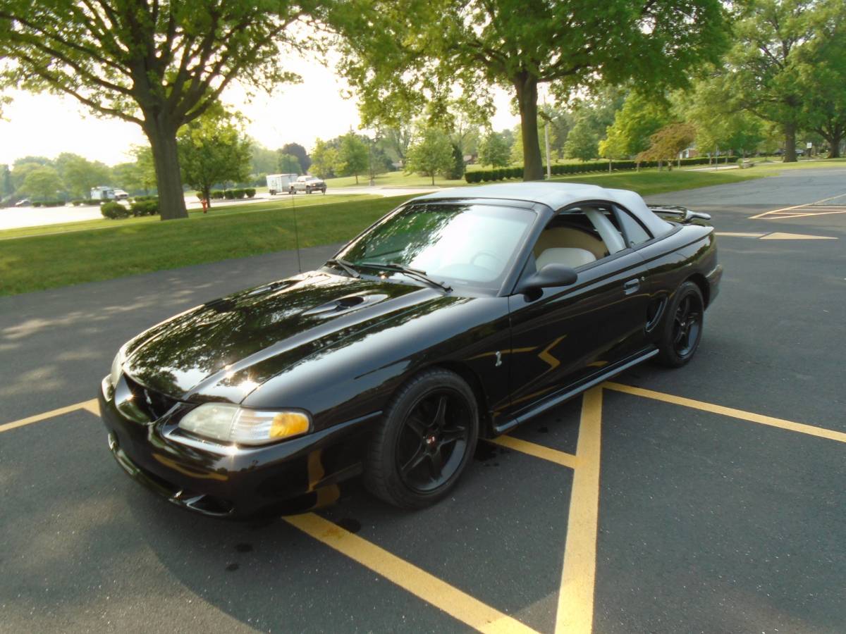 Ford-Mustang-svt-cobra-1995-black-6