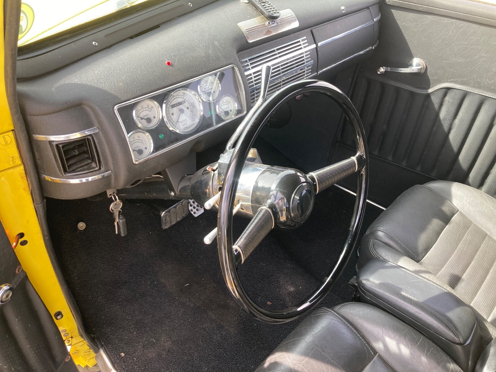 Ford-Other-1940-Sedan-3