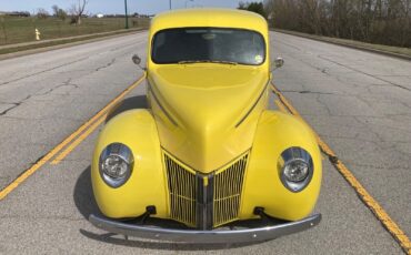 Ford-Other-1940-Sedan