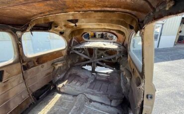 Ford-Other-1946-Sedan-12