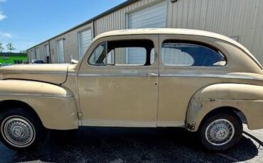 Ford-Other-1946-Sedan-2