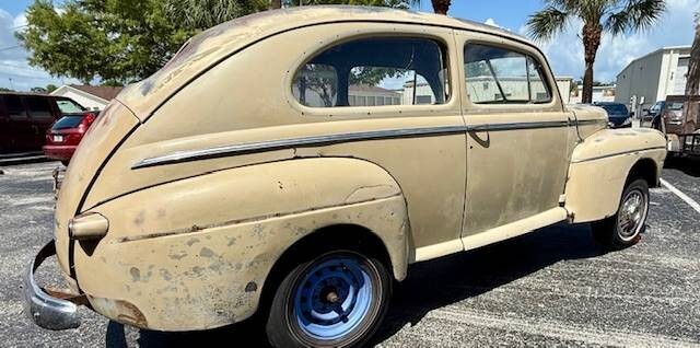 Ford-Other-1946-Sedan-5