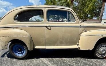 Ford-Other-1946-Sedan-7