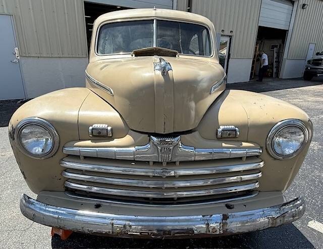 Ford-Other-1946-Sedan