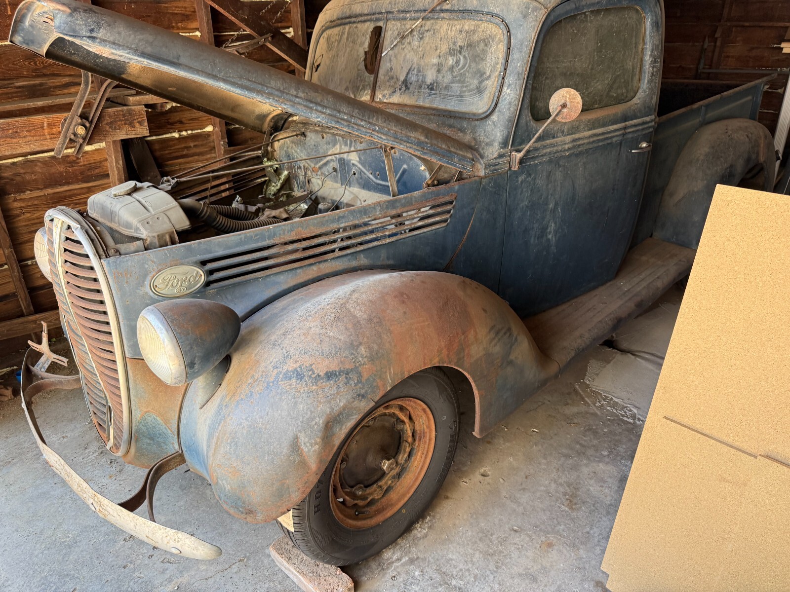 Ford-Other-Pickups-1938-1