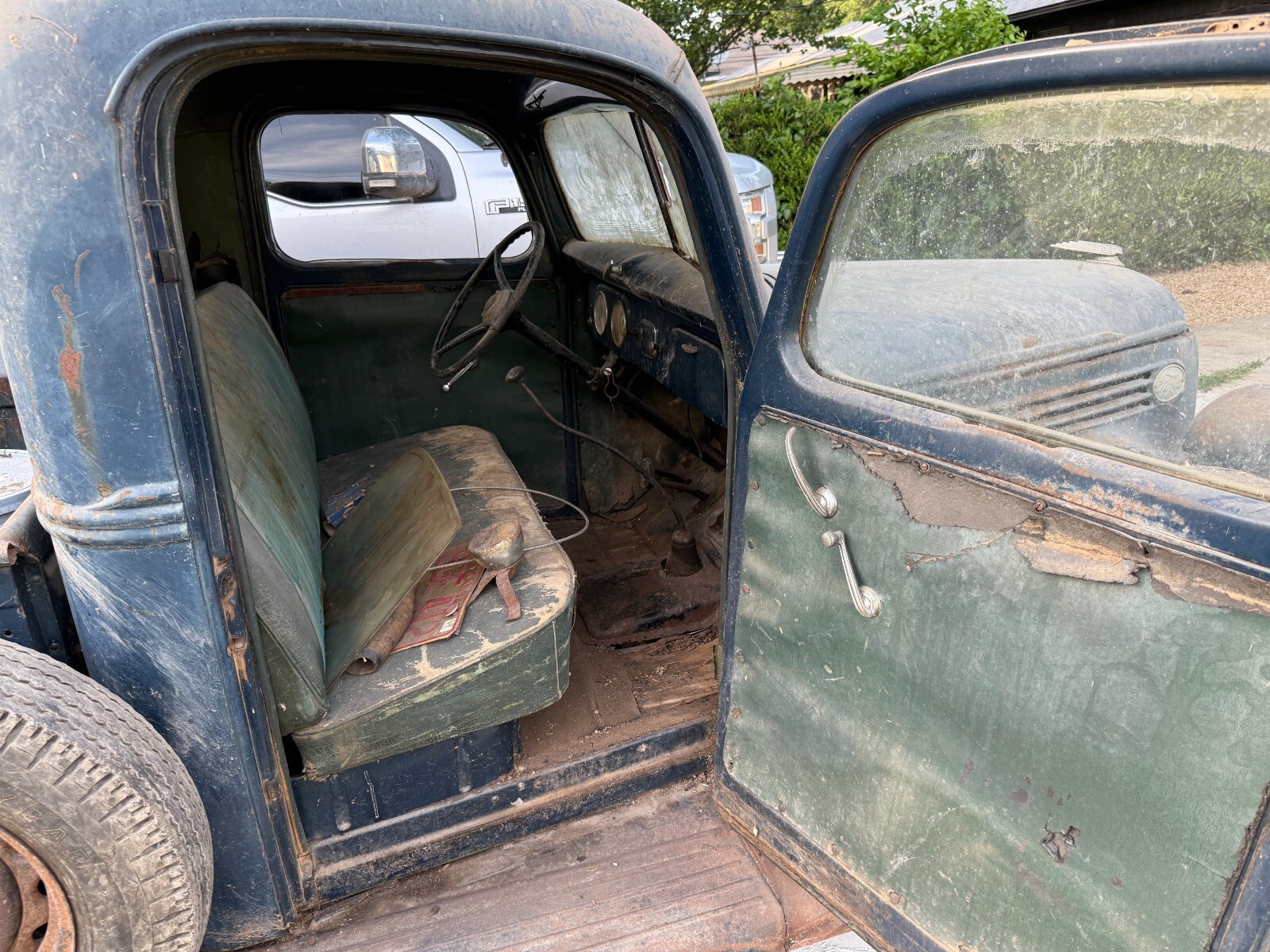 Ford-Other-Pickups-1938-12