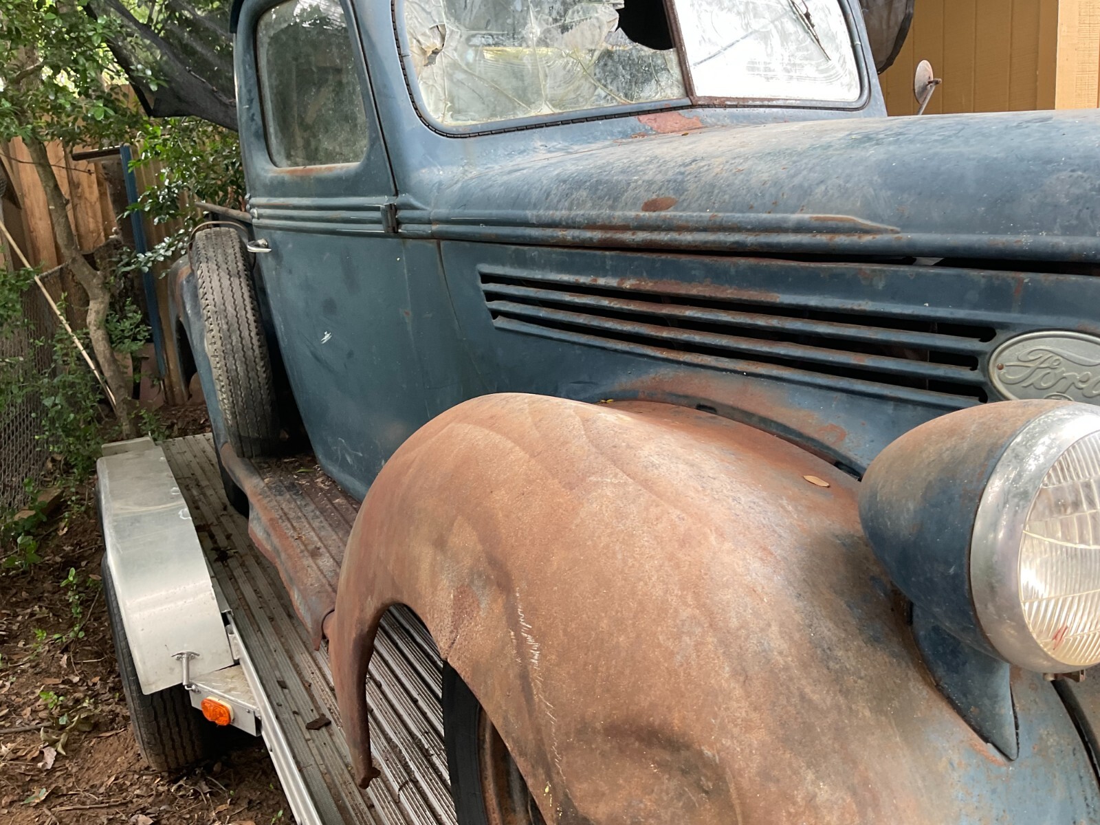 Ford-Other-Pickups-1938-23