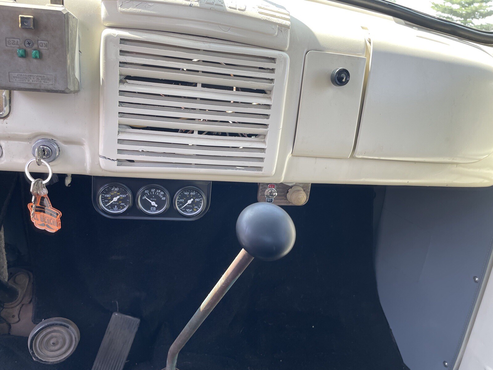 Ford-Other-Pickups-1948-Standard-Cab-Pickup-12