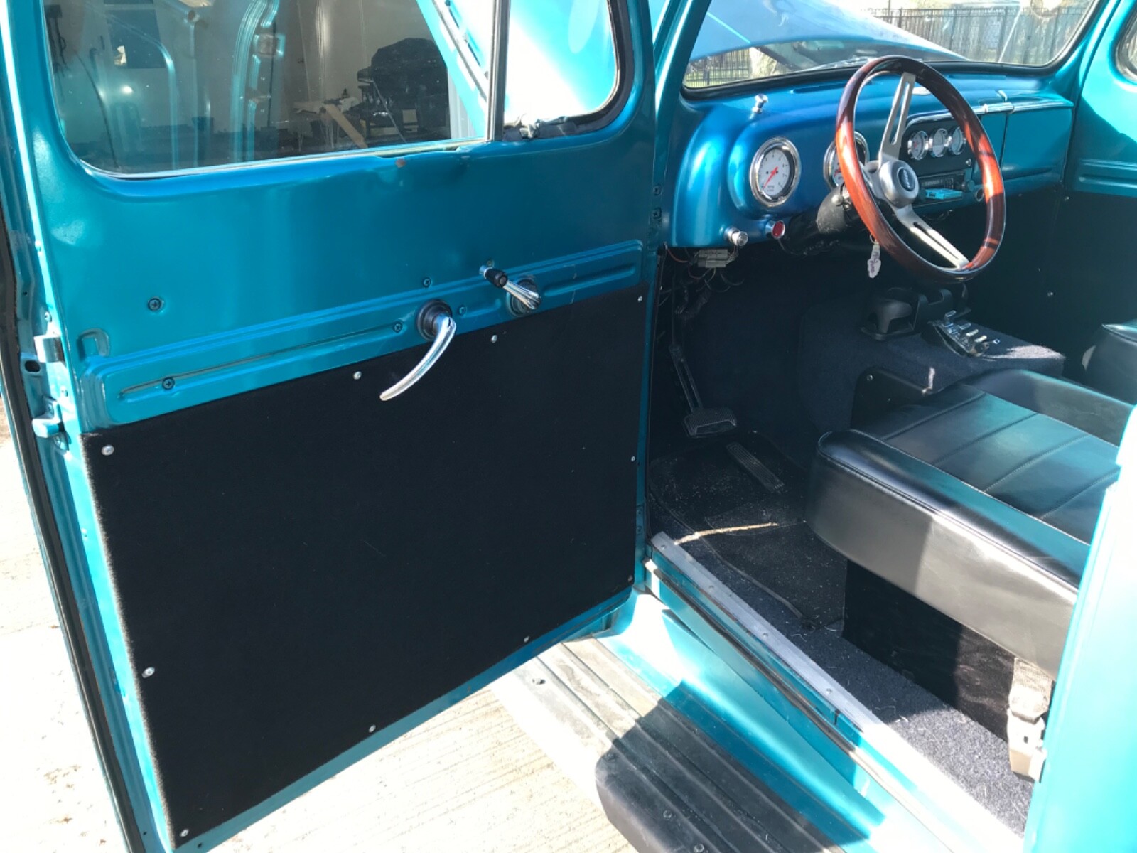 Ford-Other-Pickups-1952-Standard-Cab-Pickup-4