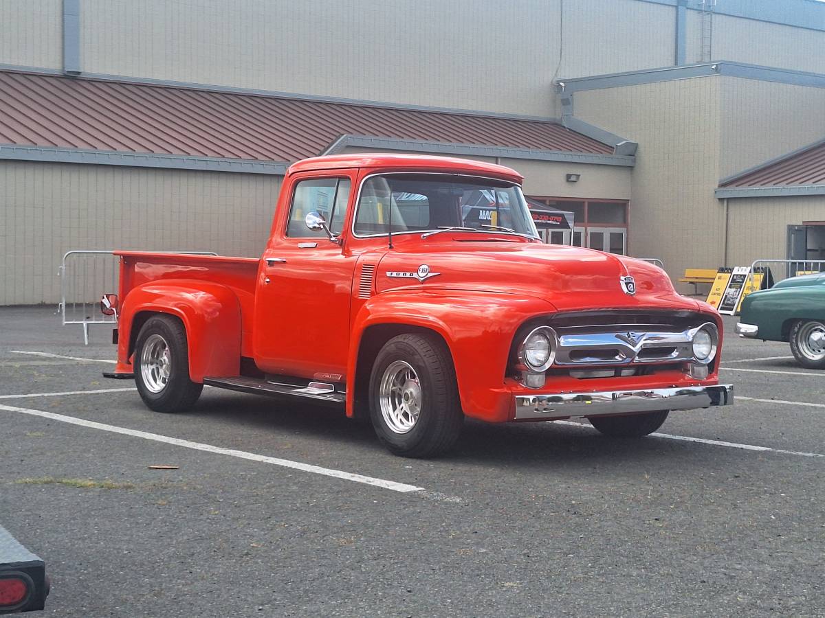 Ford-Pickup-1956-orange-17
