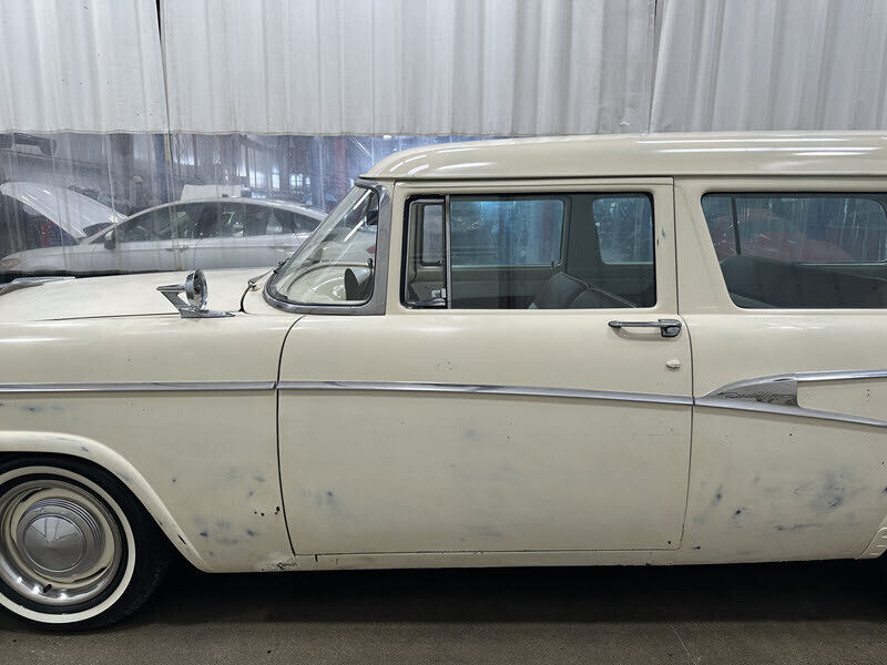 Ford-Ranch-Wagon-1956-13