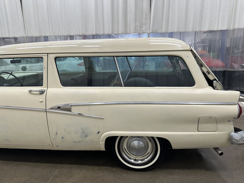 Ford-Ranch-Wagon-1956-14