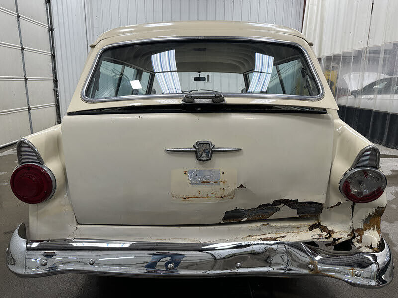 Ford-Ranch-Wagon-1956-15