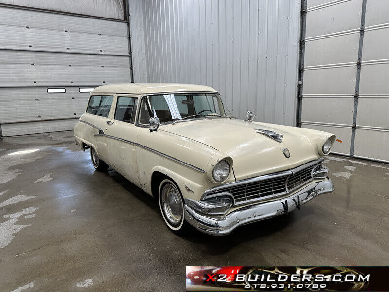 Ford-Ranch-Wagon-1956-2