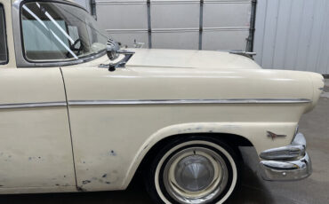 Ford-Ranch-Wagon-1956-24