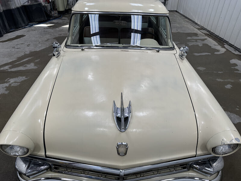 Ford-Ranch-Wagon-1956-26
