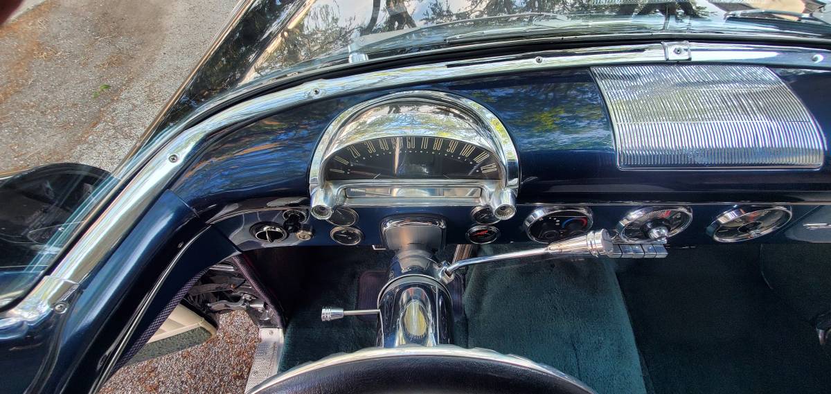 Ford-Ranch-wagon-1955-black-12