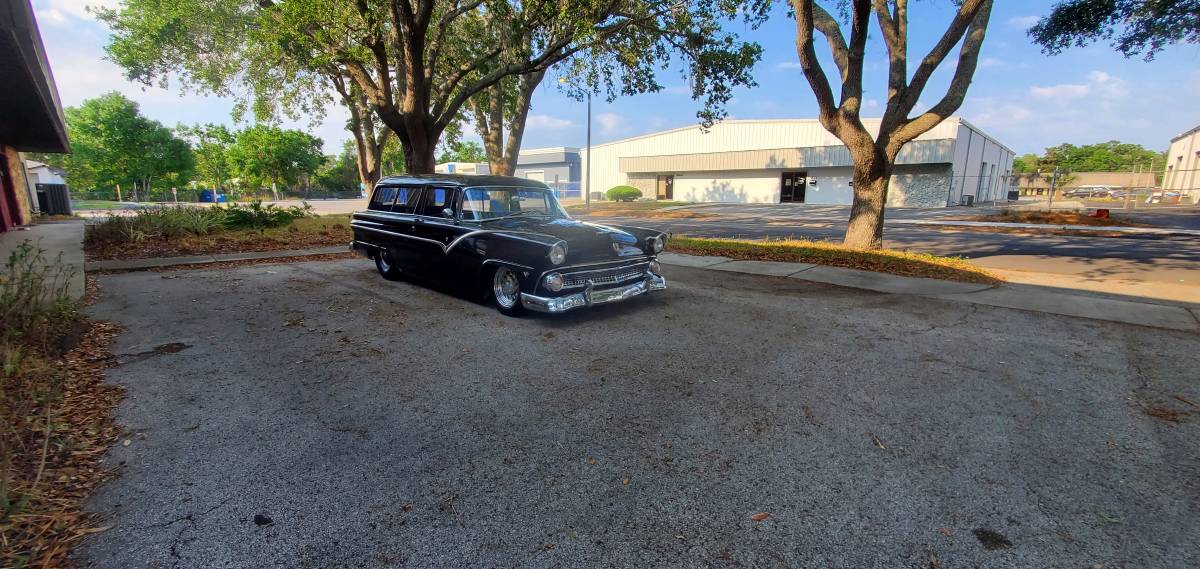 Ford-Ranch-wagon-1955-black-3
