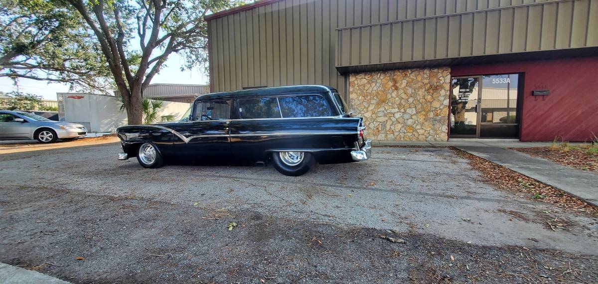 Ford-Ranch-wagon-1955-black-4