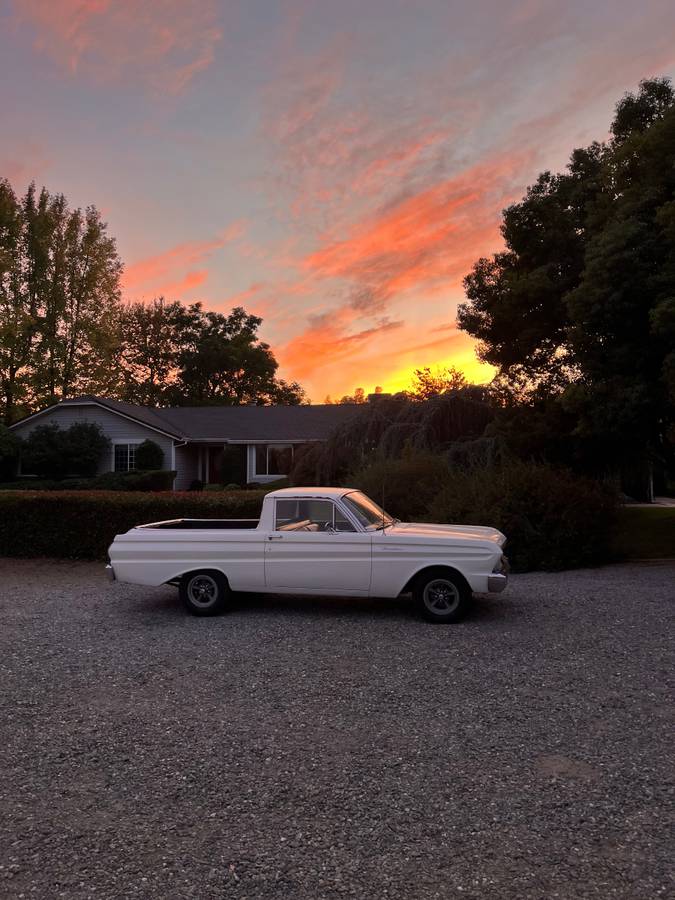 Ford Ranchero  1964 white