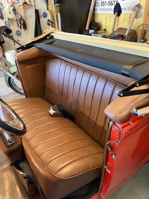 Ford-Roadster-1930-red-3
