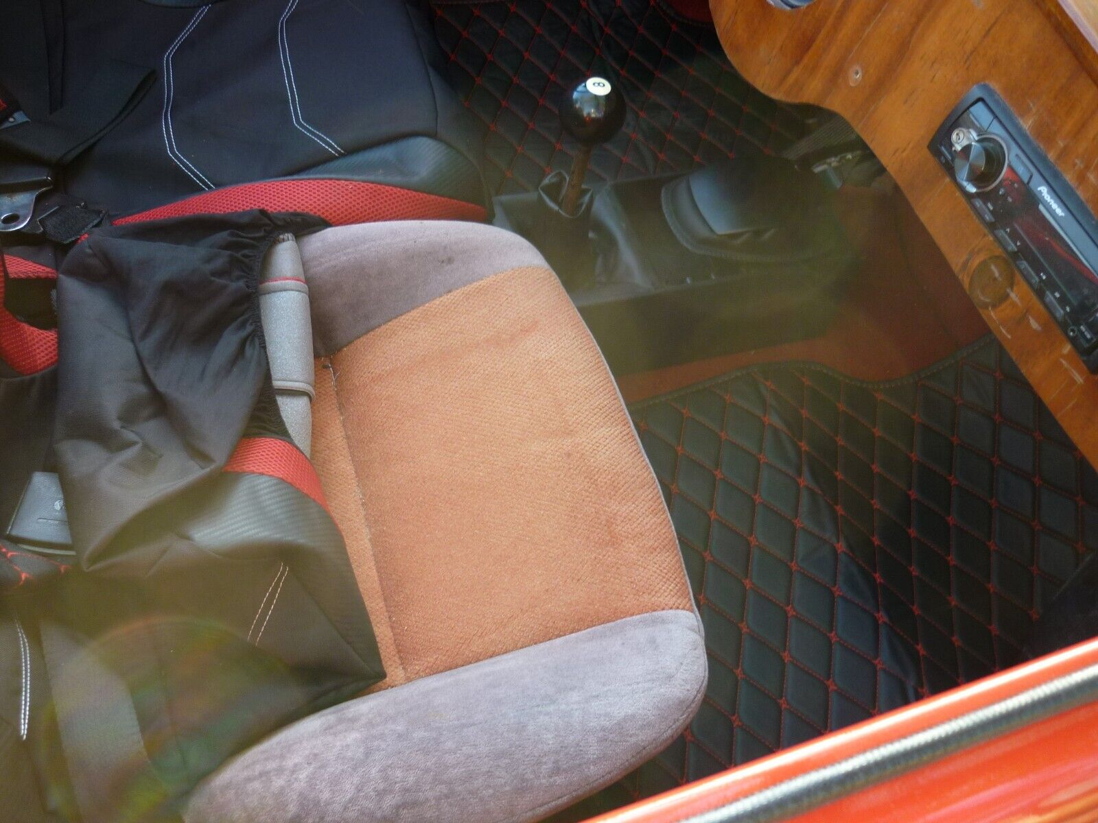 Ford-Roadster-1932-Convertible-4