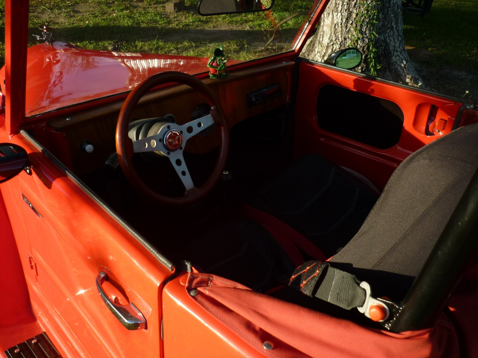 Ford-Roadster-1932-Convertible-5
