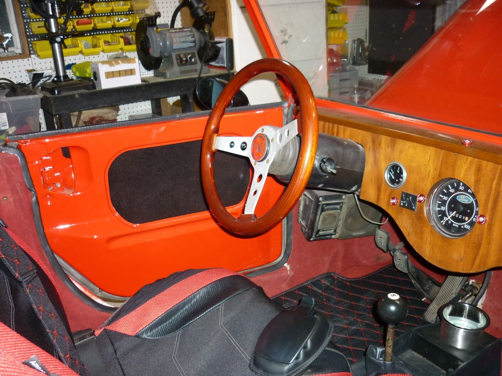 Ford-Roadster-1932-Convertible-7
