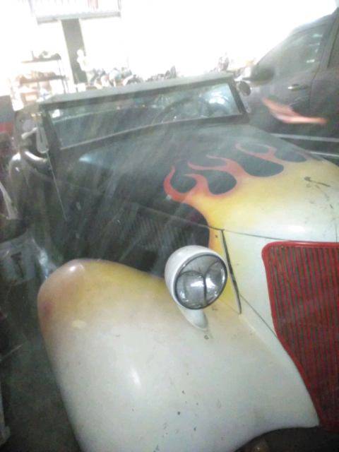 Ford-Roadster-1936-black-2
