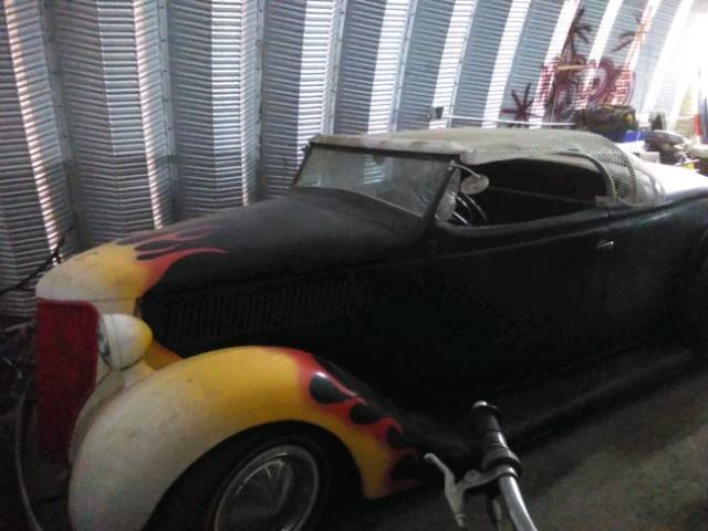 Ford-Roadster-1936-black-4