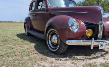 Ford-Sedan-1940
