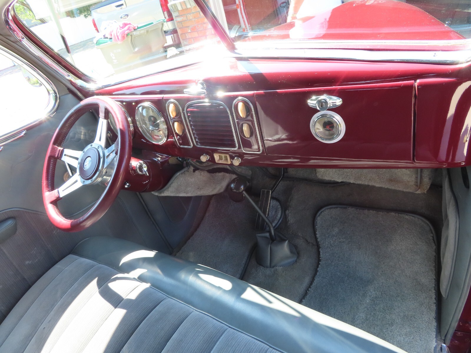 Ford-Sedan-Delivery-1937-Sedan-1