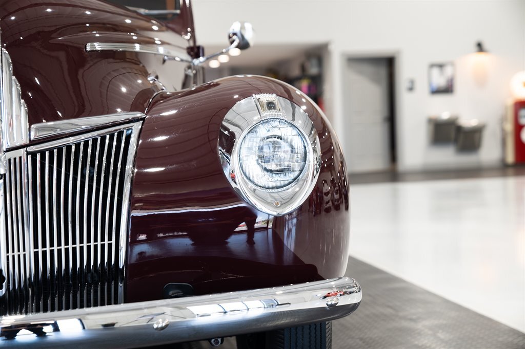 Ford-Sedan-Delivery-1941-Deluxe-17