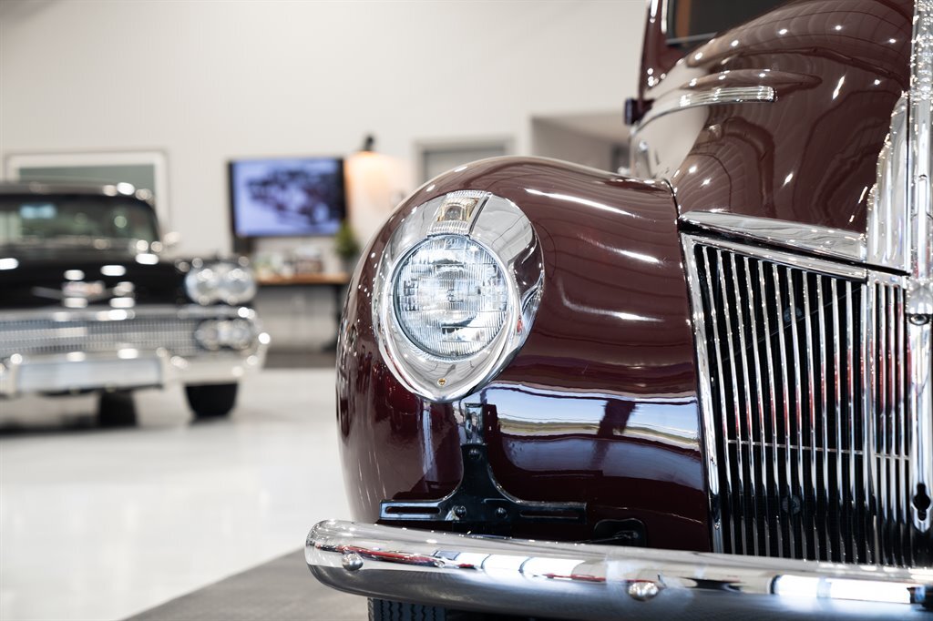 Ford-Sedan-Delivery-1941-Deluxe-18