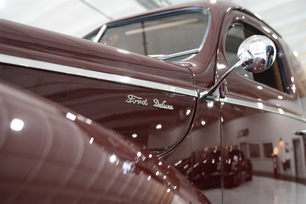 Ford-Sedan-Delivery-1941-Deluxe-20
